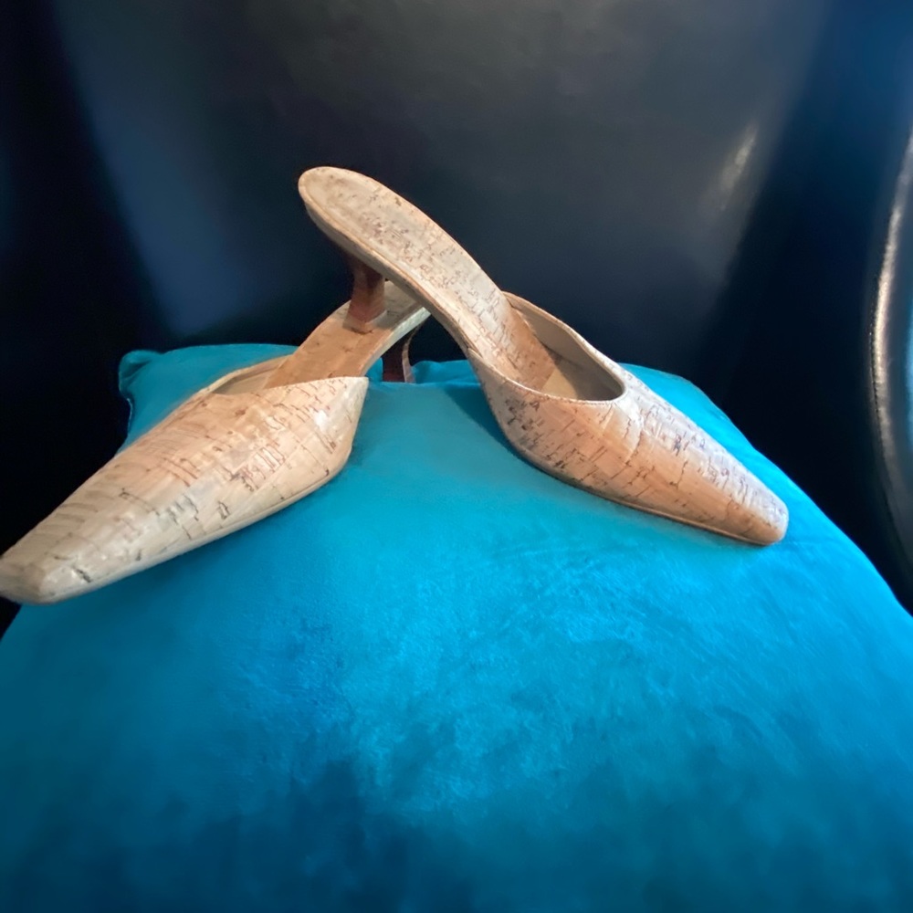 Stuart Weitzman Natural Colored Pointed Toe Mules… - image 4